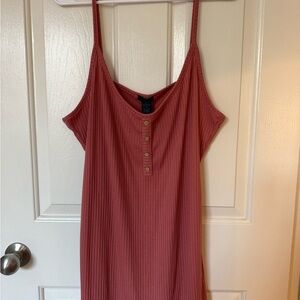 Rue+ Rust tank top with buttons. Size 4x